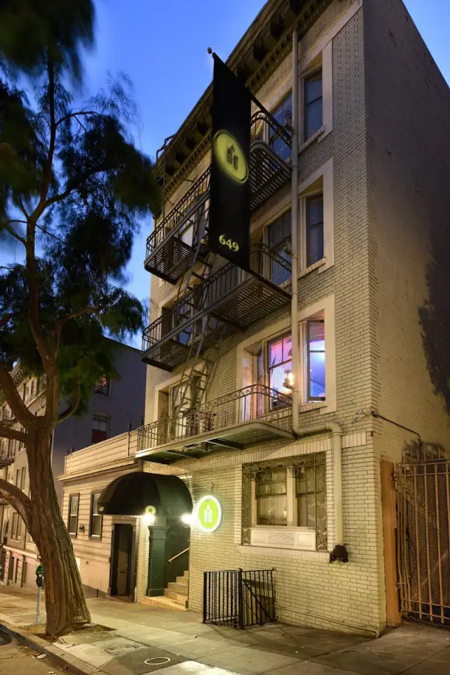 City Hope House — photo 1