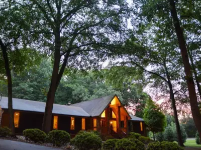 Purple Recovery Center for Men - Drug and Alcohol Treatment listing photo