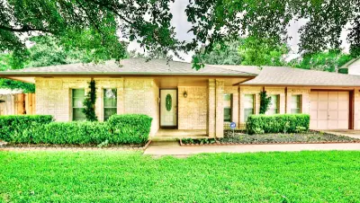 Hensley House Sober Living Home listing photo