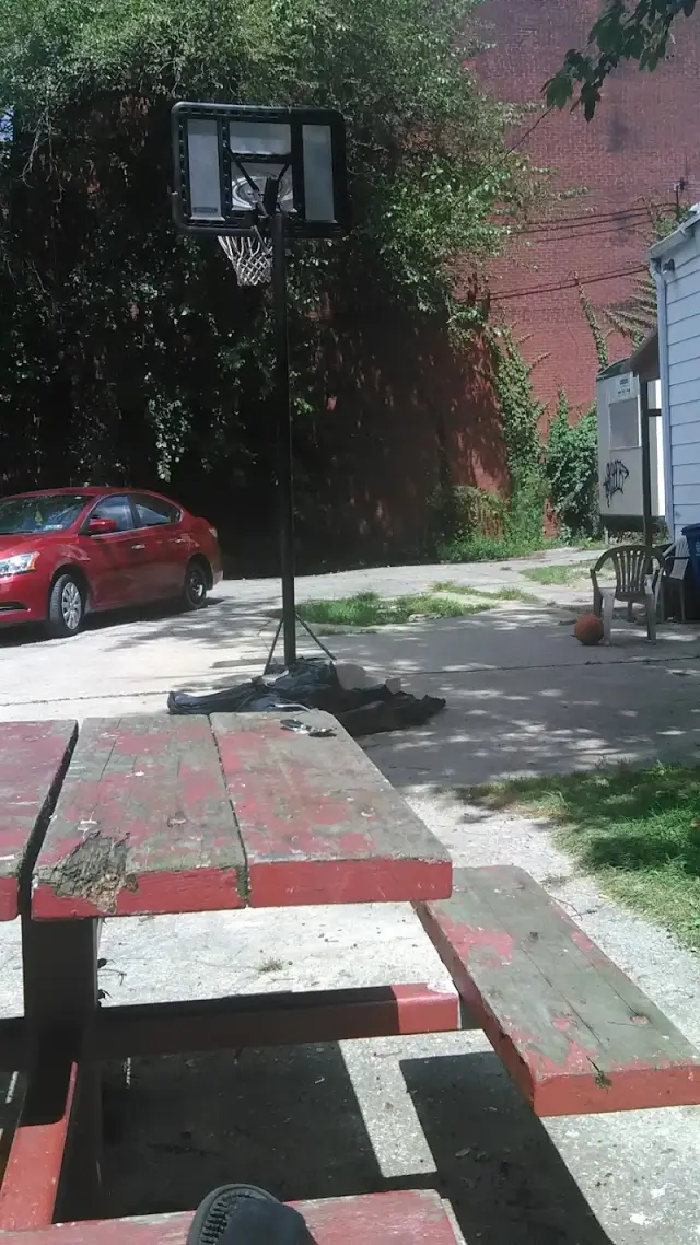 People R Us Community Residential Services — photo 1