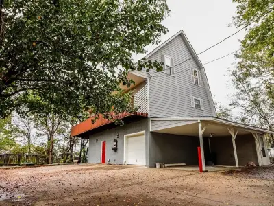 Reincarnation Cottages listing photo