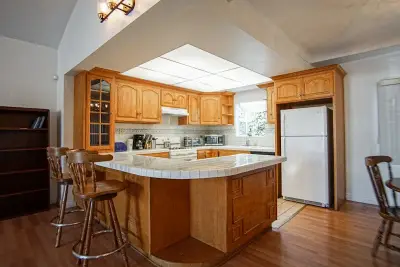 La Peer House Sober Living thumbnail 3