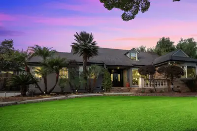 Haven House Sober Living - Los Angeles thumbnail 2