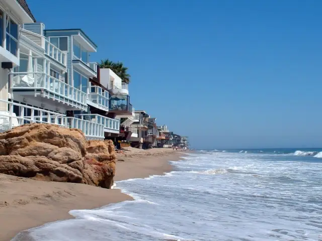 Malibu Beachside Sober Living — photo 1