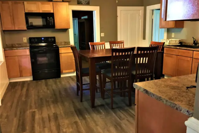Men of Dignity - Southbridge Men's Sober House: Vanderburgh Sober Living — photo 1