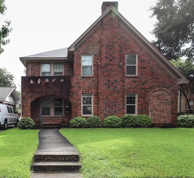 Arbor House — photo 1