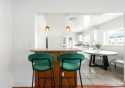 Solstice Recovery - Men's Sober Living House Los Angeles thumbnail 1