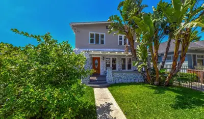 Solstice Recovery - Men's Sober Living House Los Angeles thumbnail 3