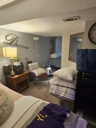 Hardin House listing photo