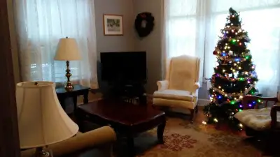 Amethyst House listing photo