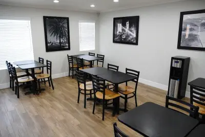 Miracle House Foundation - South Bay Los Angeles Sober Living thumbnail 4