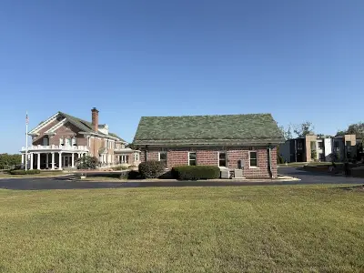 The Grove Estate listing photo