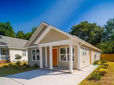 Lighthouse Recovery Residence listing photo
