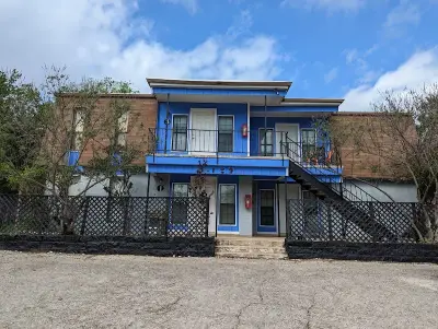 The Vibe SMTX listing photo
