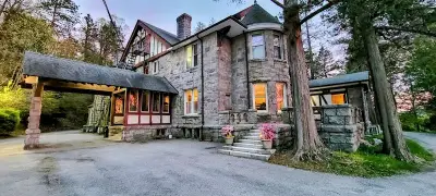 Walter Hoving Home listing photo